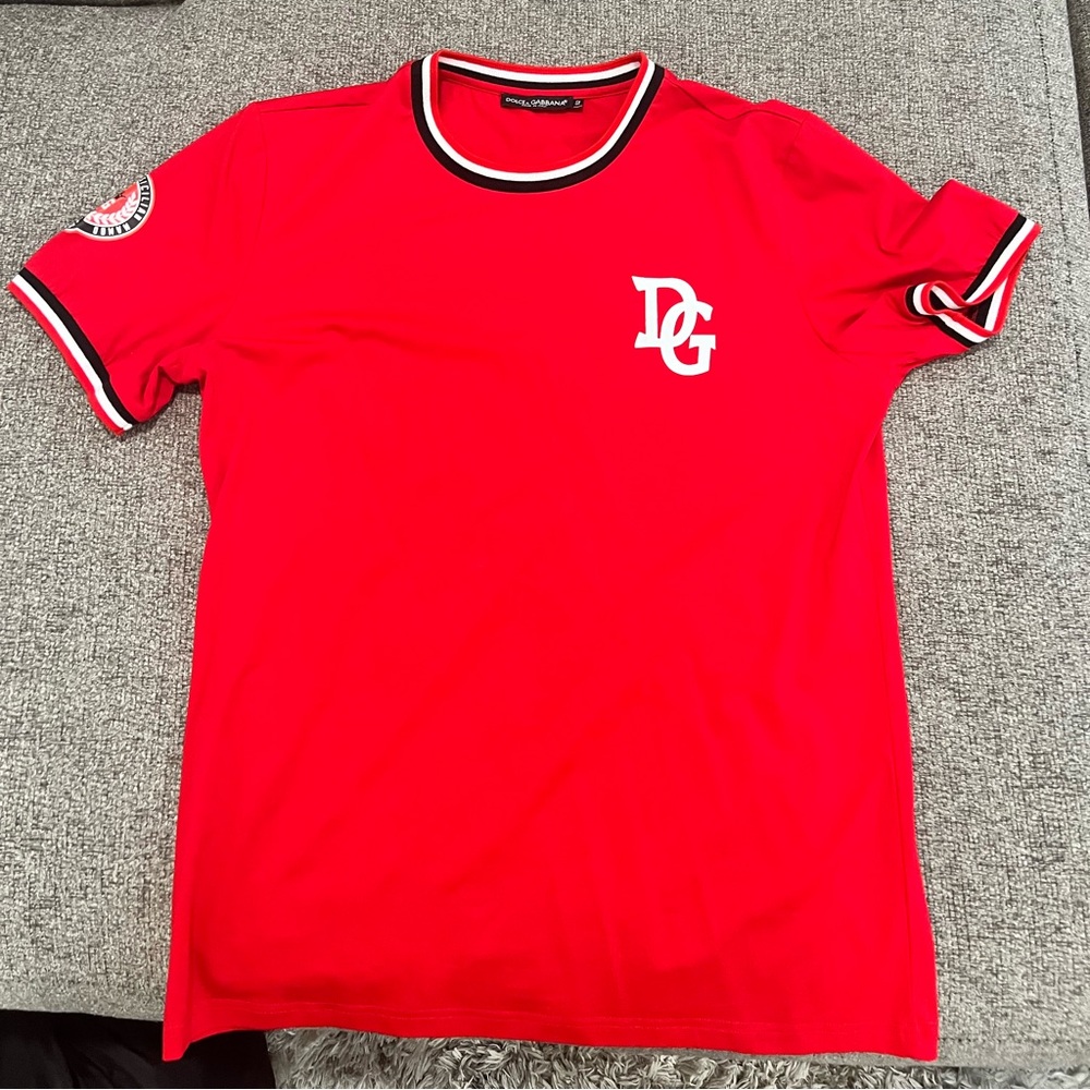 Dolce & Gabbana T shirt Men Size large 52 EU Red color